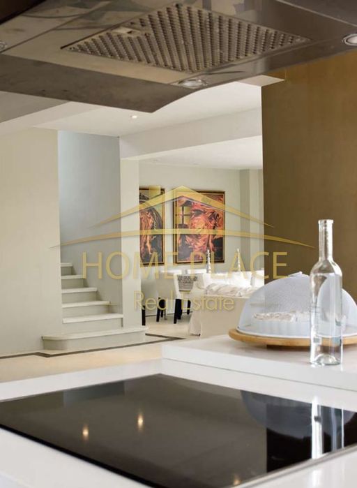 Продава се Къща в Бяла - 240 кв.м за 1813 €/кв.м - Снимка #2