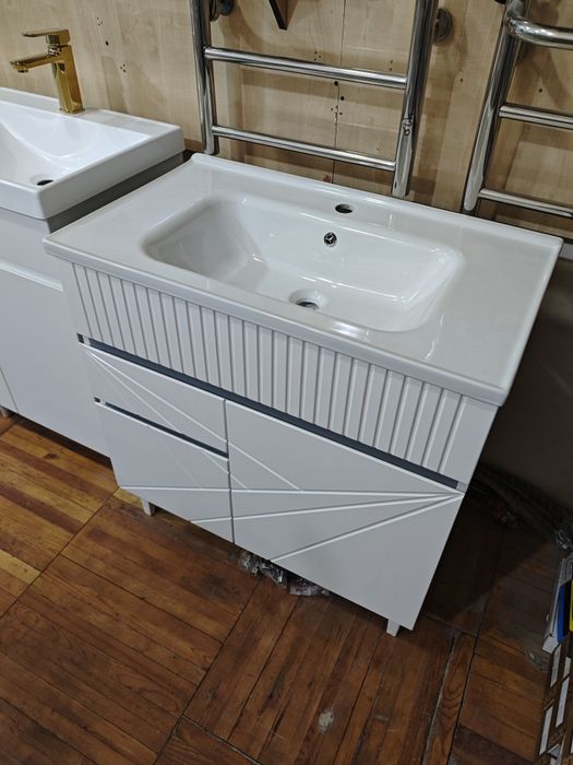 Раковина с тумбой rakvina