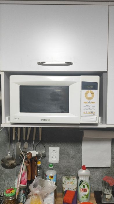 Микроволновая печь.