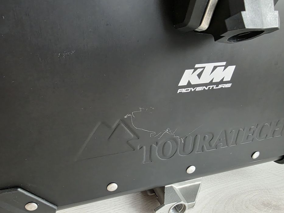 Top Case Moto / Top Box Moto KTM Touratech ZEGA 38L din Aluminiu