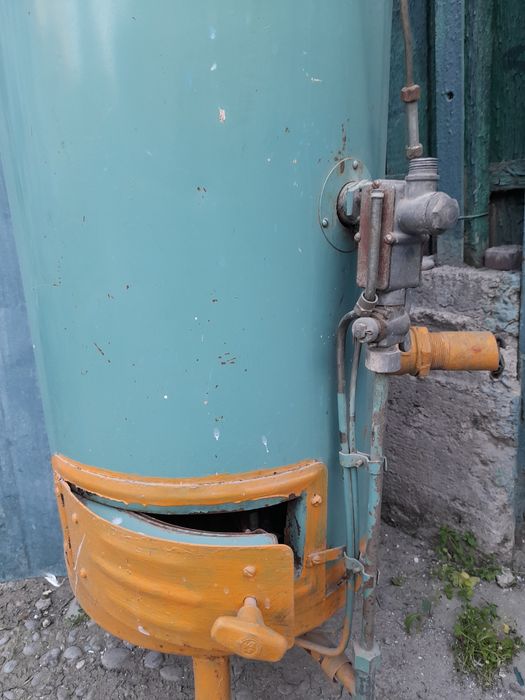 Продаётся котелгазовый АГВ.