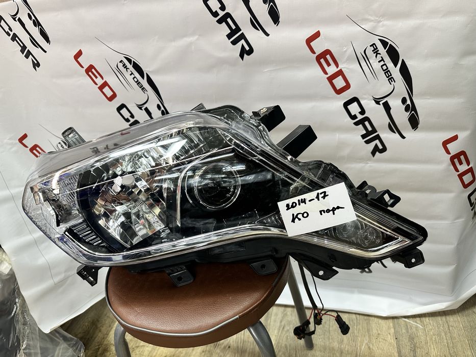 Фары на Toyota Prado 150