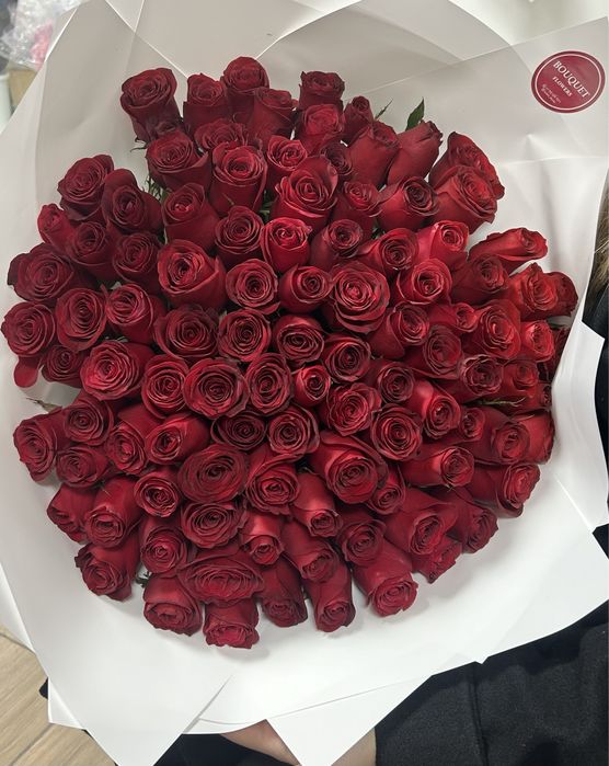 101 красный роза, 12 де келген свежий гул 25000 тг