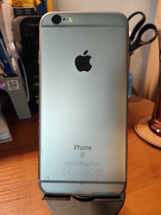 iPhone 6s  64GB