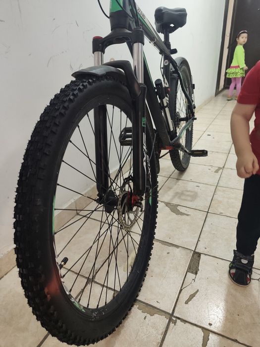 Продам велик Axis горный