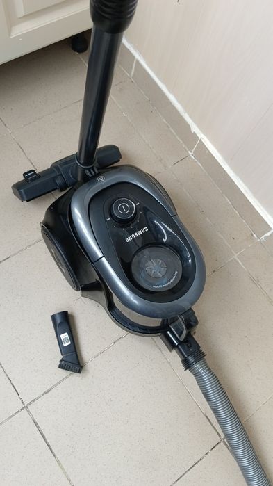 Пылесос Samsung 1800w