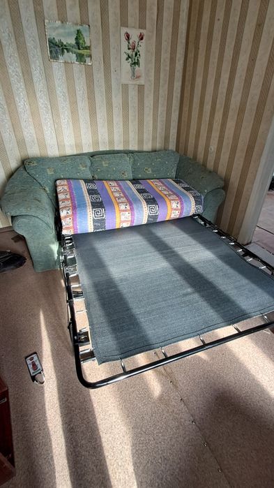 Отдам диван самовывоз