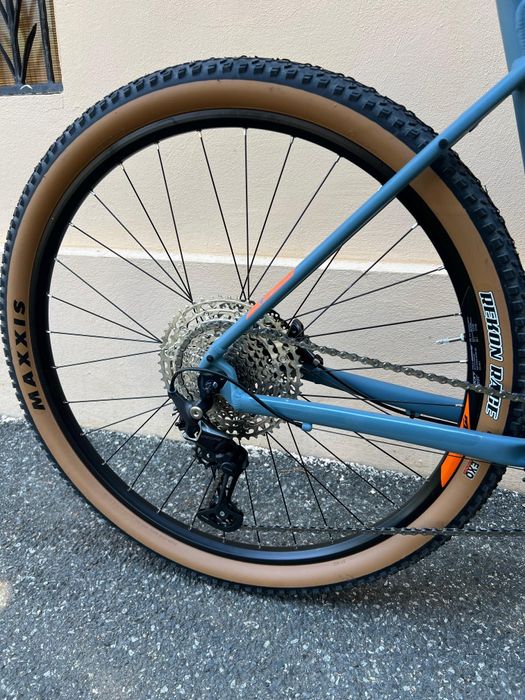 Bicicleta MTB KTM ULTRA SPORT 29” Aluminiu XL Deore furca Aer ca Nou