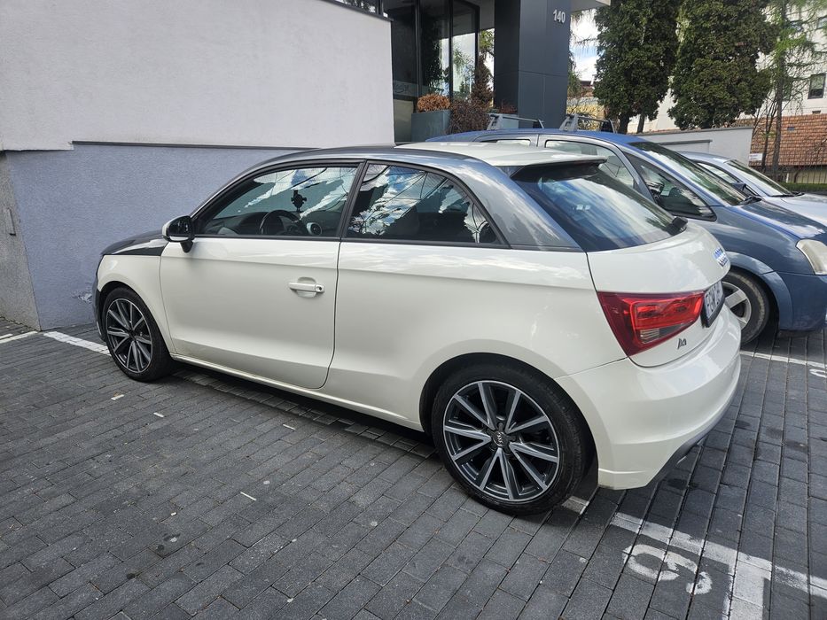 Audi A1 2011 1,6 TDI Automat