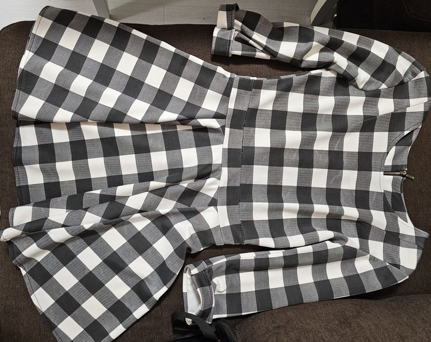 Дамска карирана рокля