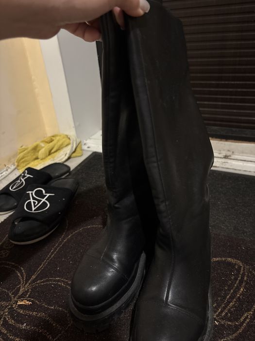 Срочно продам европейка сапоги