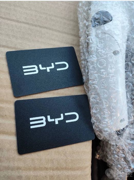 Продается BYD зарядная станция, новая, не использованая 7KW