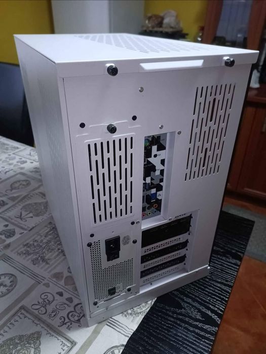 VAND/SCHIMB  Pc set-up gaming /editing rtx 3090 (calculator)