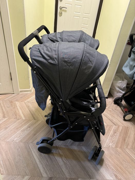 Коляска для двойни