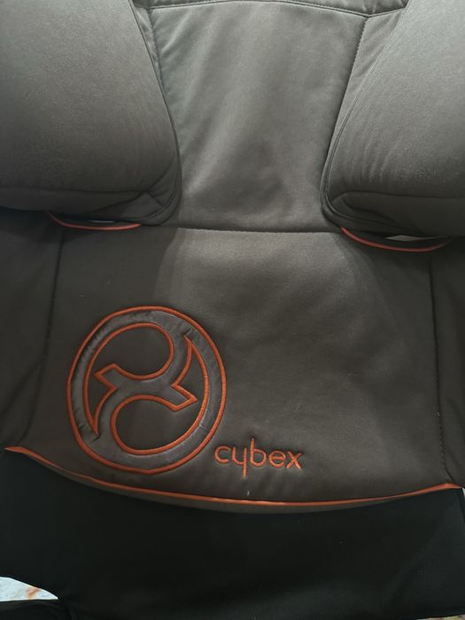 Cybex автокресло