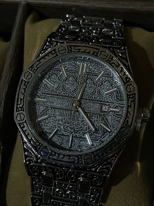 Продам наручные часы