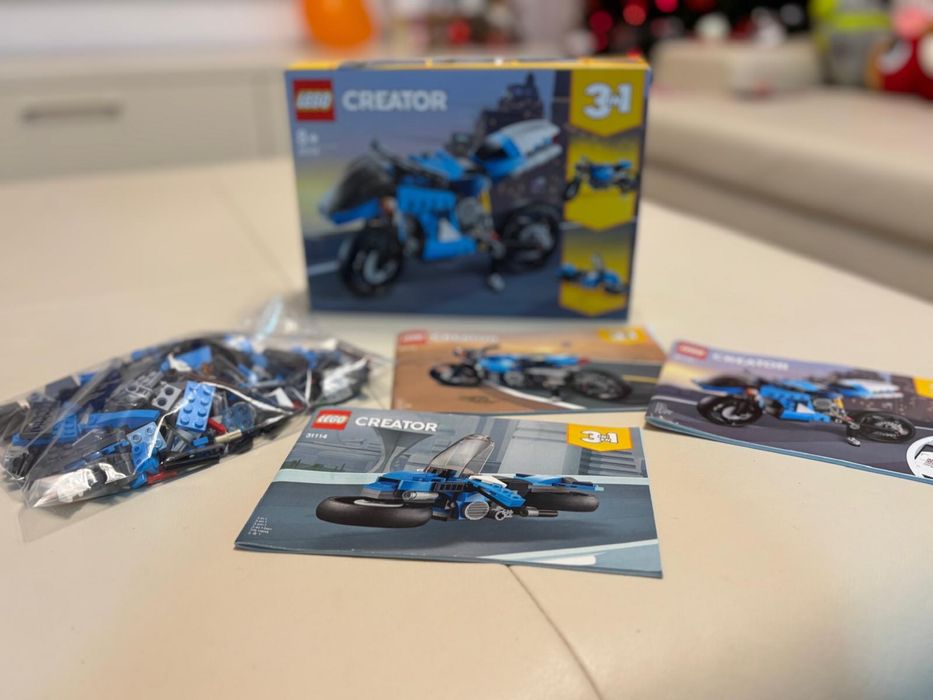 LEGO Creator 3 in 1 - Super motocicleta 31114, 236 piese