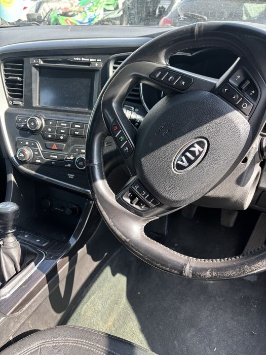 Kia Optima 1.7 на части