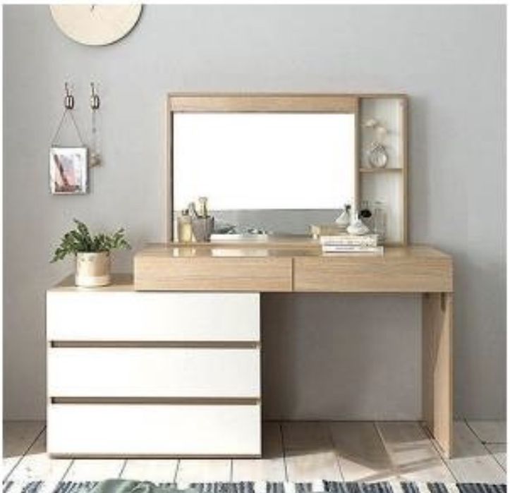 Туалетный столик