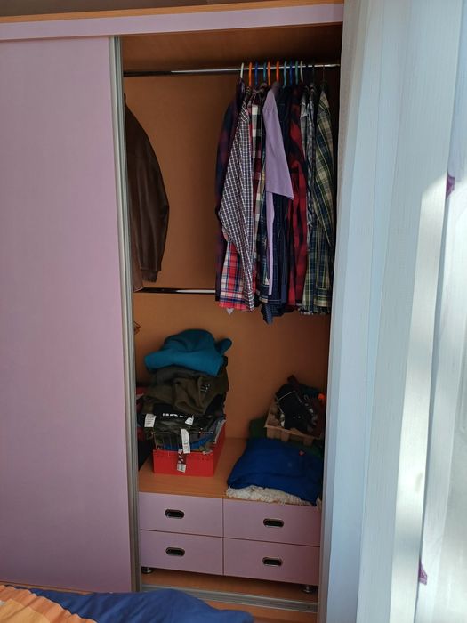 Sifonier cu usi culisante