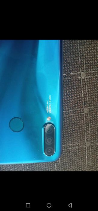 HUAWEI P30 lite телефон