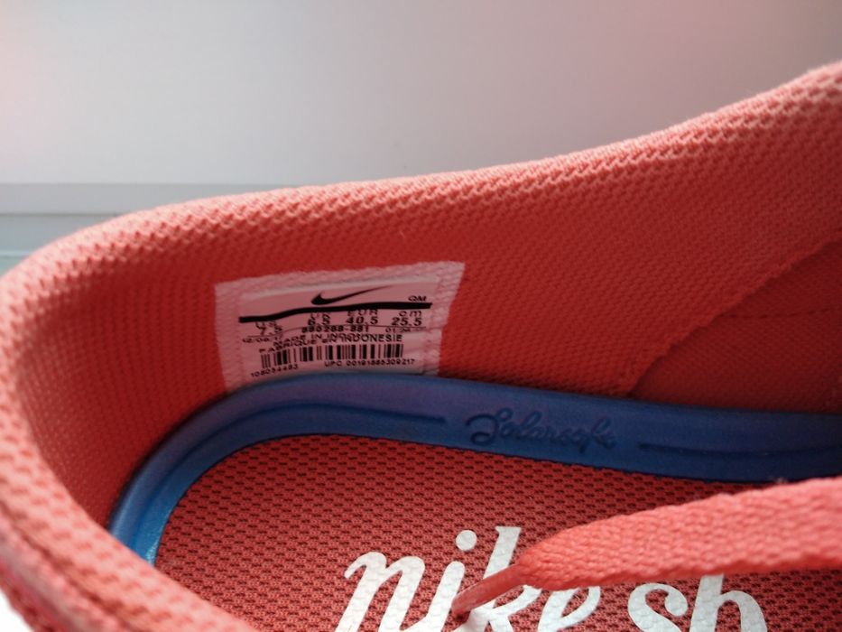 Teniși purtat 1 singură dată