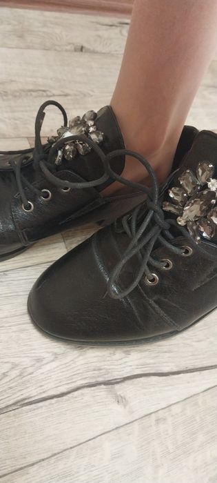 Туфли продам лакированые