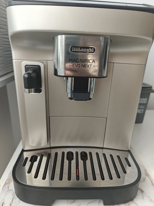Espresor automat de longhi