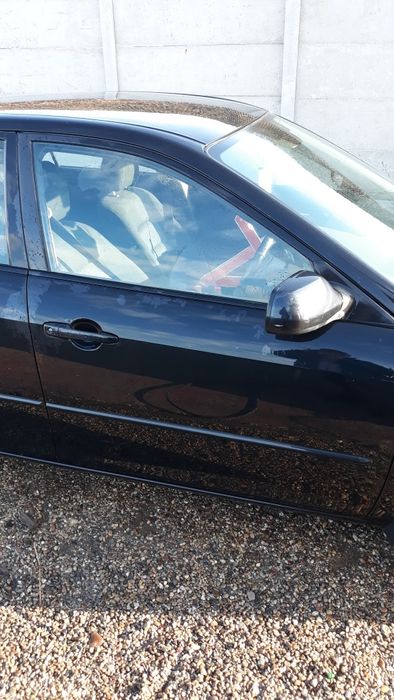 Usi fata stape. Stanga dreapta mazda 6