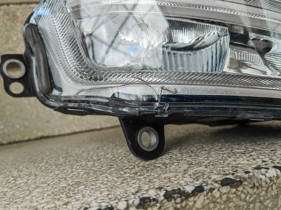 Халоген VOLVO FH5 LED десен / Халоген Волво ФХ5 Оригинален