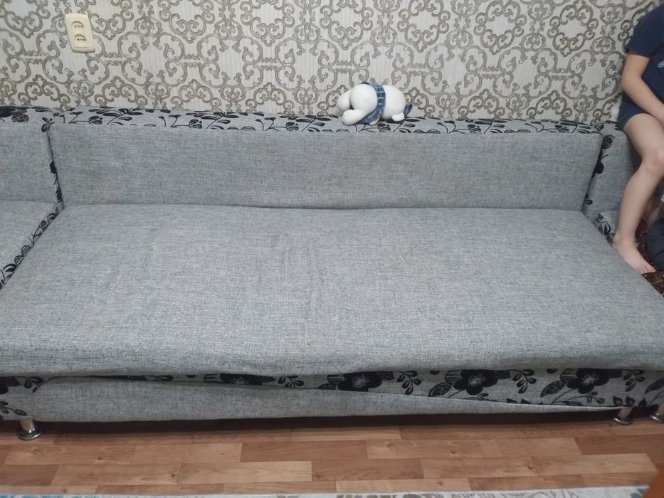 Диван 3 х местный