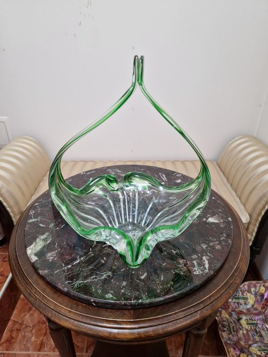 Страхотна голяма антикварна белгийска кристална бомбониера купа