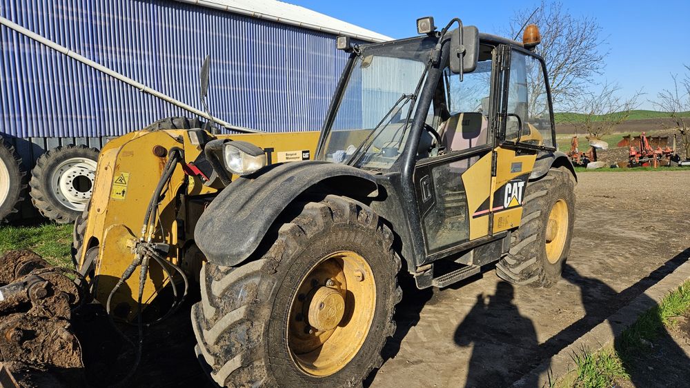 Dezmembrez încărcător Telescopic Caterpillar th 330B