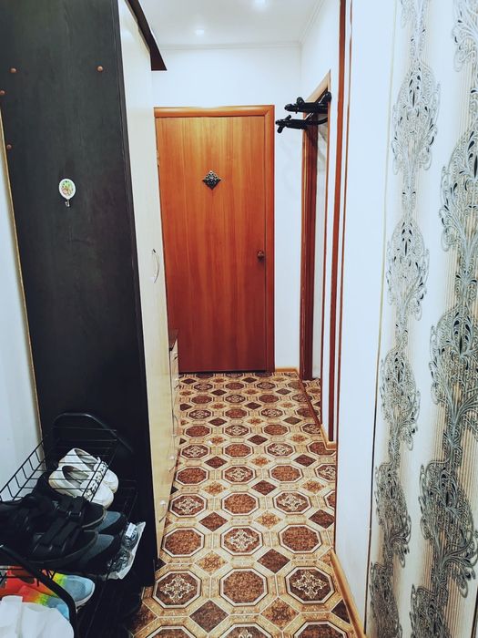 Продам двух комнатную квартиру