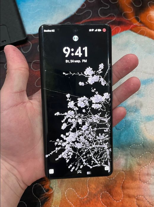 Телефон Vivo v25 pro