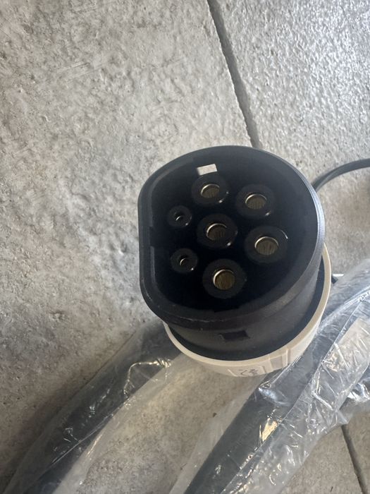 Зарядна станция 22 kw SINO