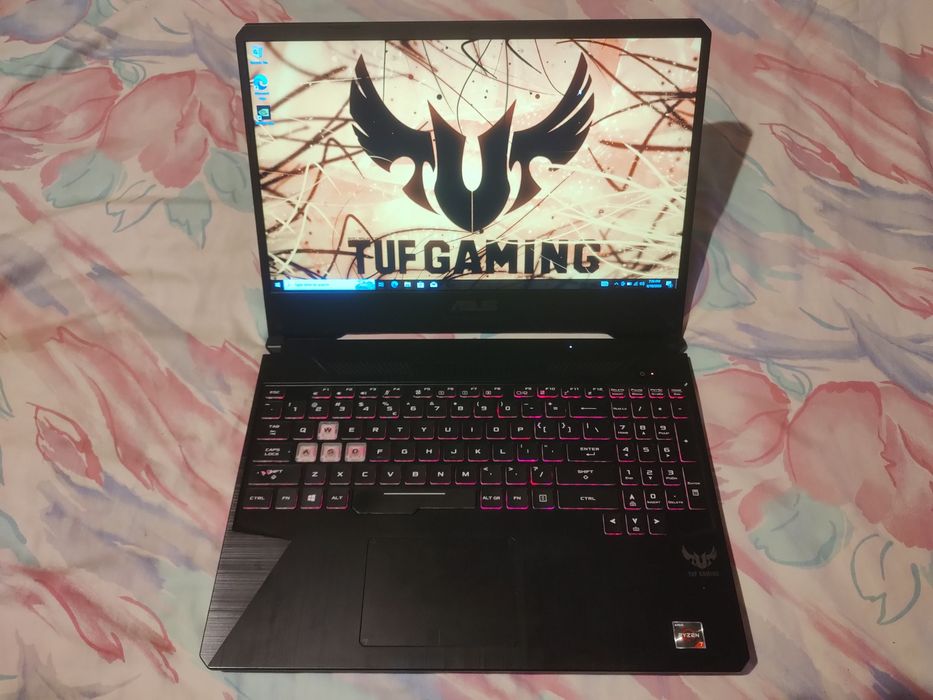 Vând laptop gaming Asus fuf ryzen 7, gtx 1660 6gb