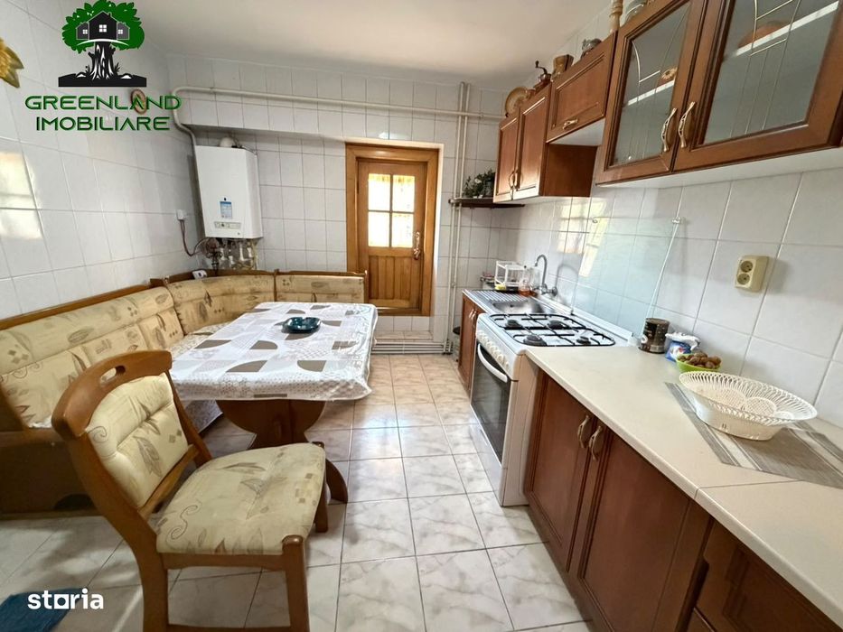 Apartament 3 camere, 2 bai, DECOMANDAT, ETAJ 1, Pacurari