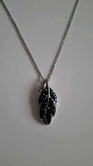 Дамско сребърно колие с черен цирконий