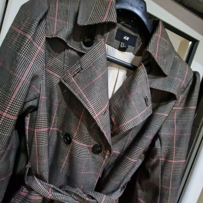 Дамски тренчкот каре