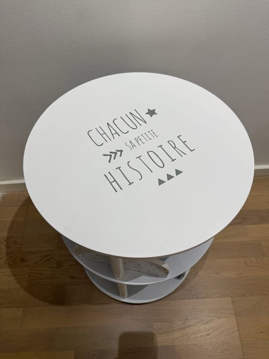 Bibliotecă si noptiera rotundă pentru copii