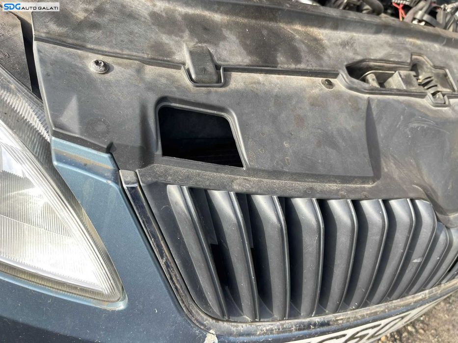Grila Centrala Superioara de la Radiatoare Bara Spoiler Fata Skoda Fabia 2 Facelift 2010 - 2014 [C2472]