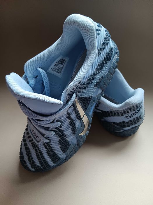 Nike Ja 3 "All Star / Cobalt Bliss" (cod stil HF2793-400). Acesta este al treilea pantof de baschet din linia semnătură a jucătorului NBA Ja/. Nr 42,5
