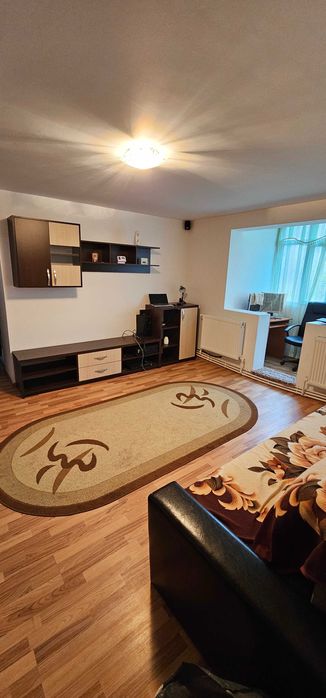 Vand Apartament 2 Camera Zona Tineretului