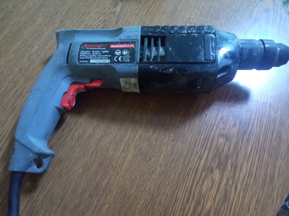 Продам перфоратор