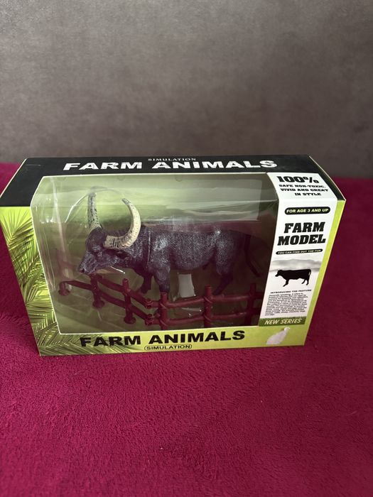Figurină de animal de fermă