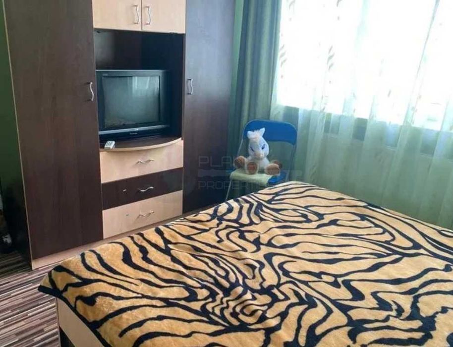 Дава се под наем Тристаен апартамент в Пловдив, Център - 74 кв.м за 249.9 € - Снимка #2