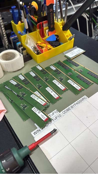 PC lent? Consolă stricată? Telefon cu probleme? Repar tot!