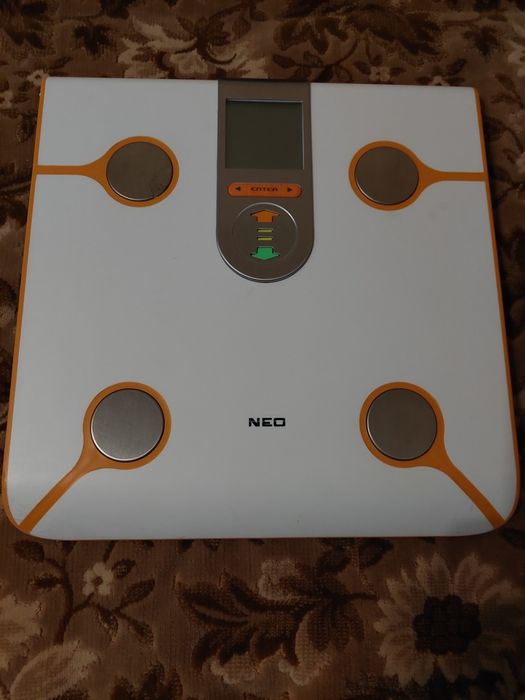 Ел. персонална  везна - BS - 404 BF