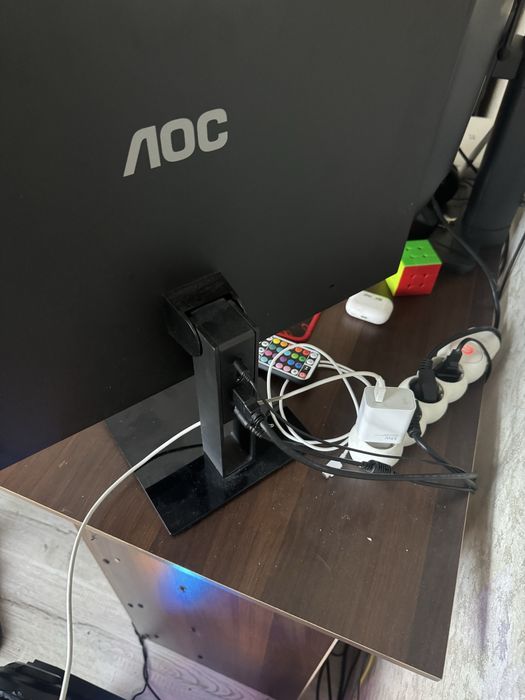 Monitor AOC 75hz